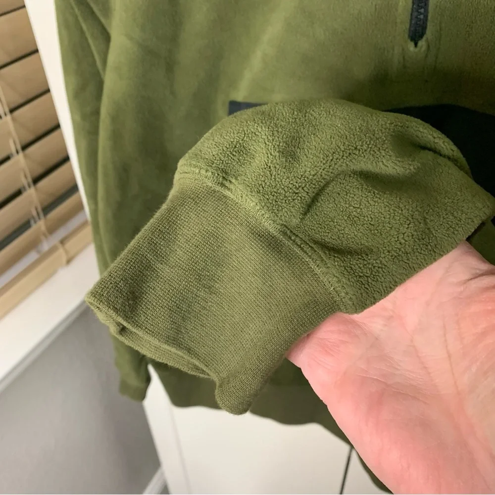 Men’s Nike Large Front Pocket Sweatshirt